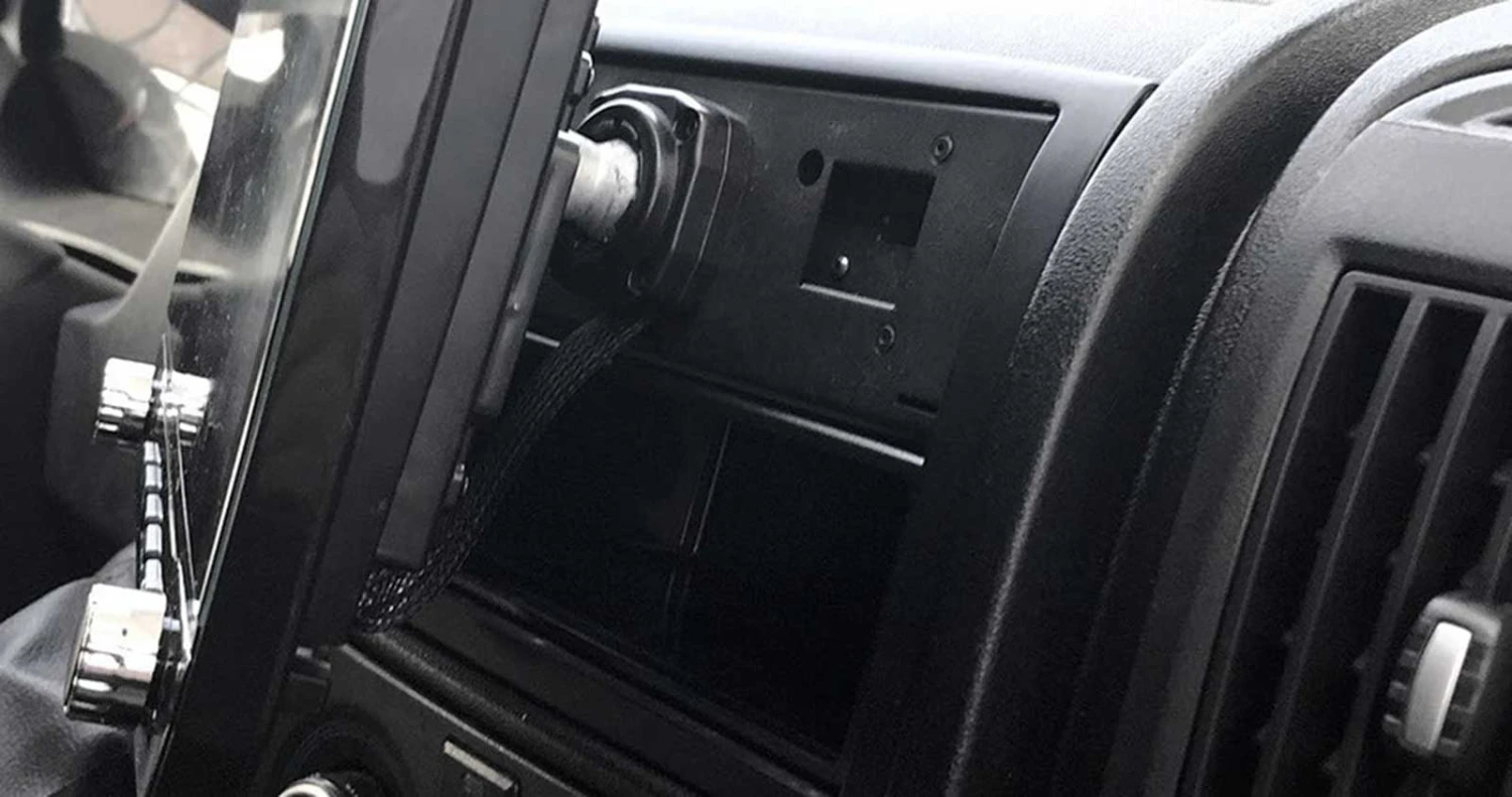 ESX VNC1061-DBJ-4G-A61 - Navigation Mit Touchscreen / DAB / Bluetooth / USB Für Fiat Ducato 7 5 ESX VNC1061-DBJ-4G-A61 - Navigation Mit Touchscreen / DAB / Bluetooth / USB Für Fiat Ducato 7 – Bild 5