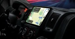 ESX VN1030-DBJ - Smart Linux-Moniceiver Mit Touchscreen / DAB / Bluetooth / USB Für Ducato 7