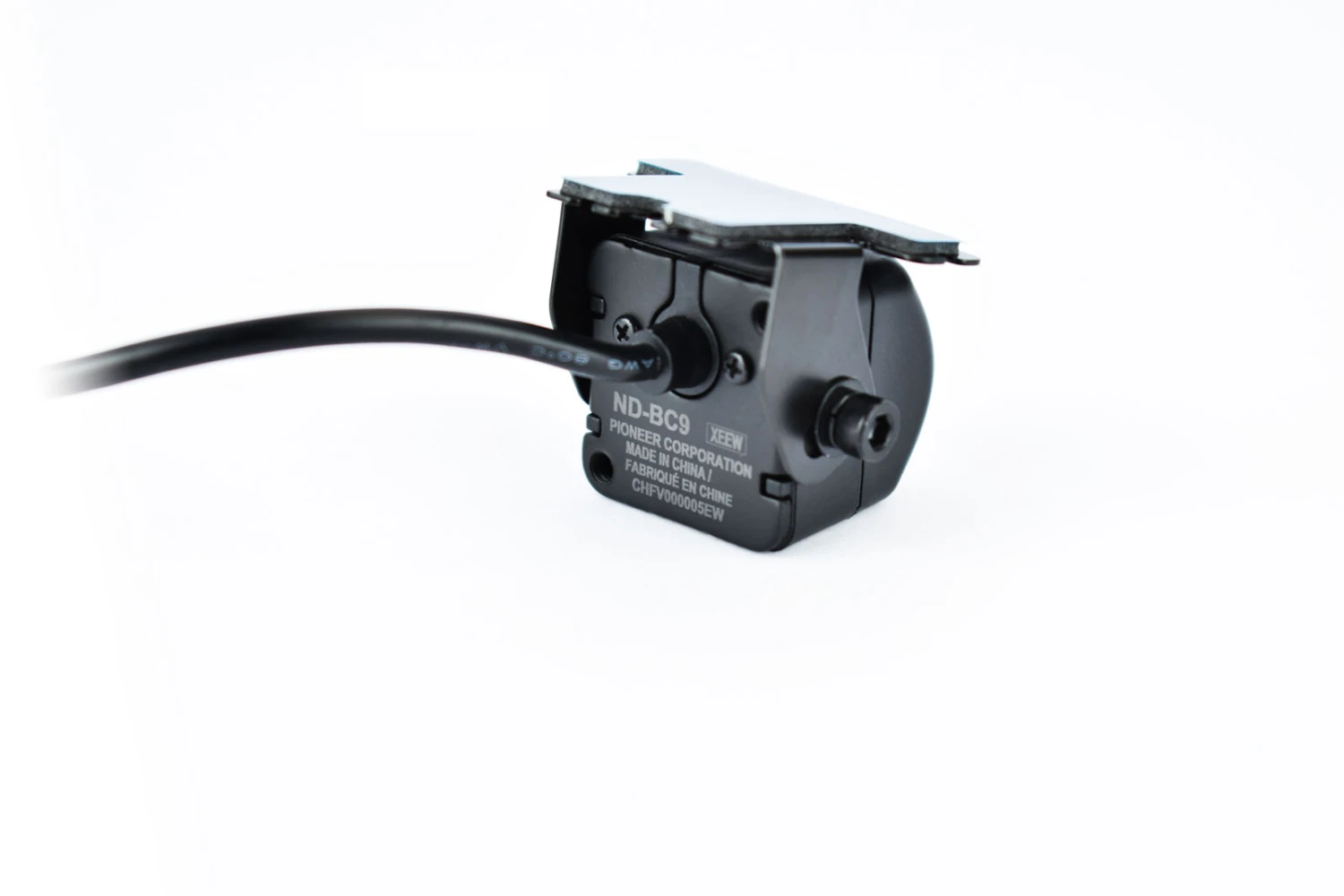 Pioneer ND-BC9 - Universal 160° Rückfahrkamera, Aufbau 3 Pioneer ND-BC9 - Universal 160° Rückfahrkamera, Aufbau – Bild 3